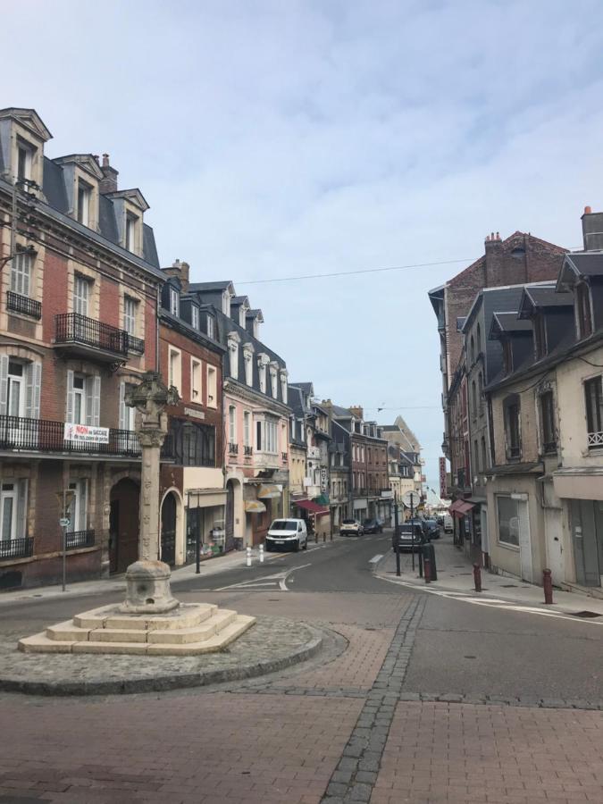 Le Toit D'Albatre Villa Le Tréport Exteriör bild